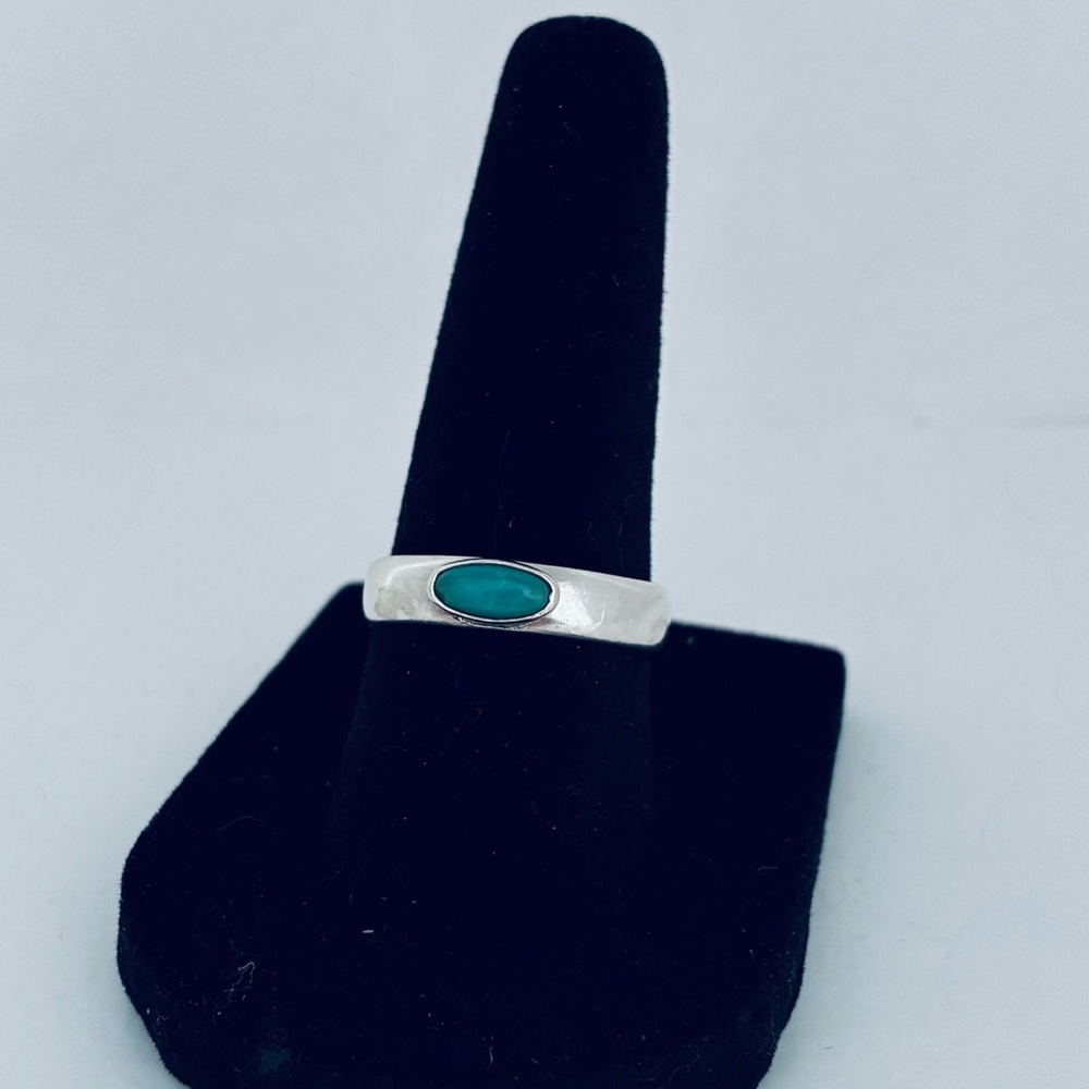Vintage Sterling Silver Ring with Oval Turquoise Stone,  Size 6.5